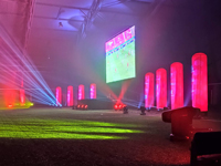 Bedrukte reclamezuilen met LED verlichting in opdracht van TWICE entertainement