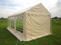 Binnenzicht van een professionele pvc feesttent 3x6.