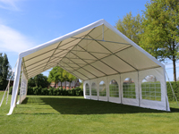 Professionele partytent 6 x 12 m, hier zonder kopse zijwanden