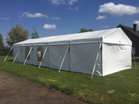 Professionele en kwalitatieve partytent modulair op te bouwen in stukken van 3 meter.
