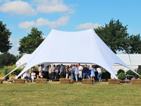 Stertent Twin 12 m met dubbele mast