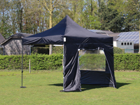 Zijwand met oprolbare deur
