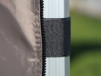 Zijwanden vast te maken met velcro aan het frame
